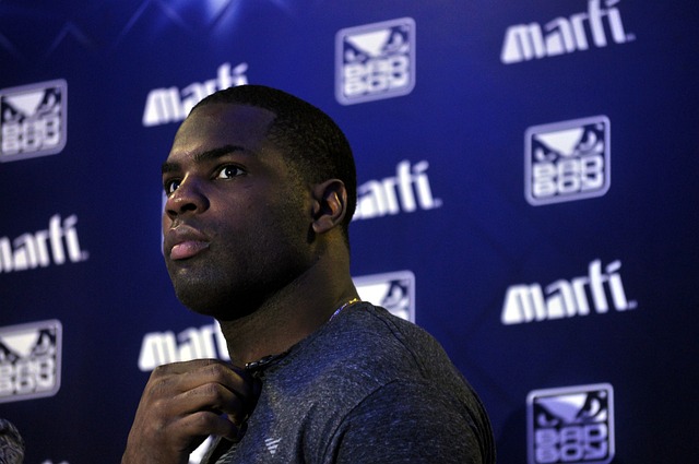 首先需要关 首先需要关